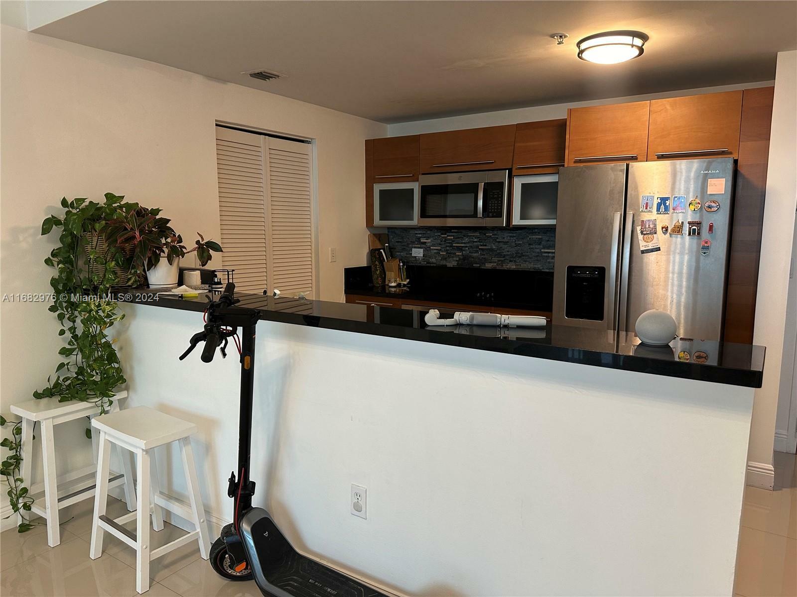 Property Photo:  244 Biscayne Blvd 1210  FL 33132 