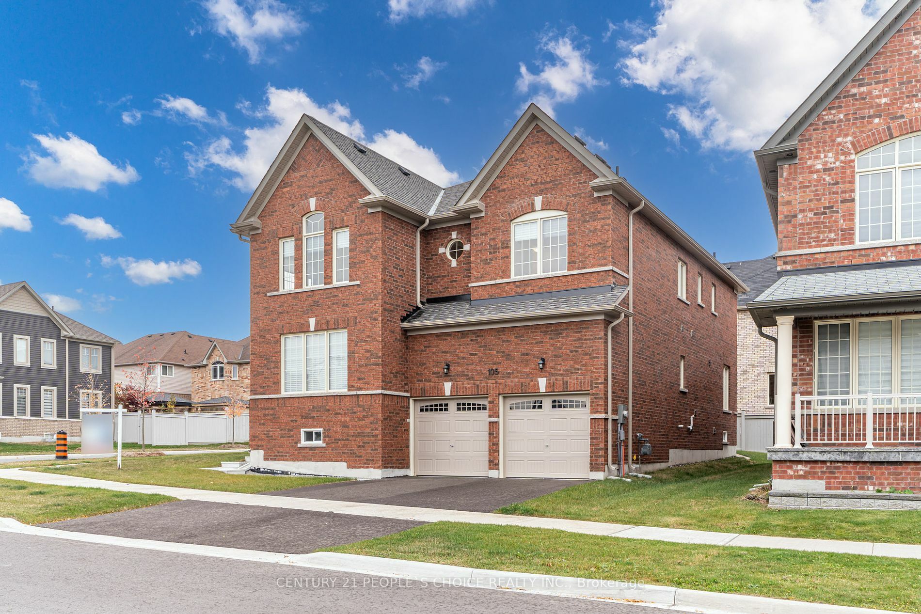 Photo de la propriété:  105 Kingknoll Cres  ON L4P 0H8 