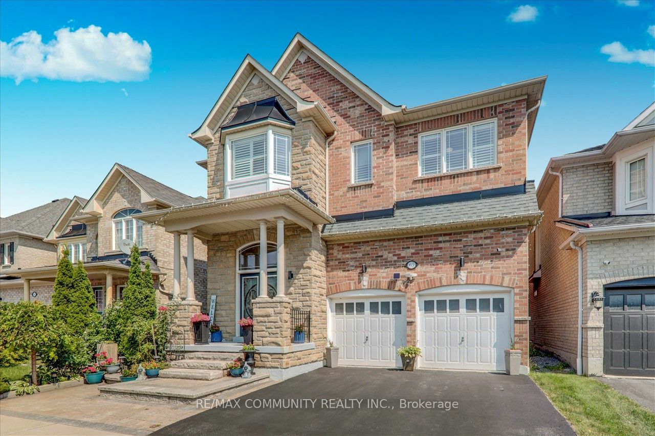 Property Photo:  65 Mansbridge Cres  ON L1Z 0A8 