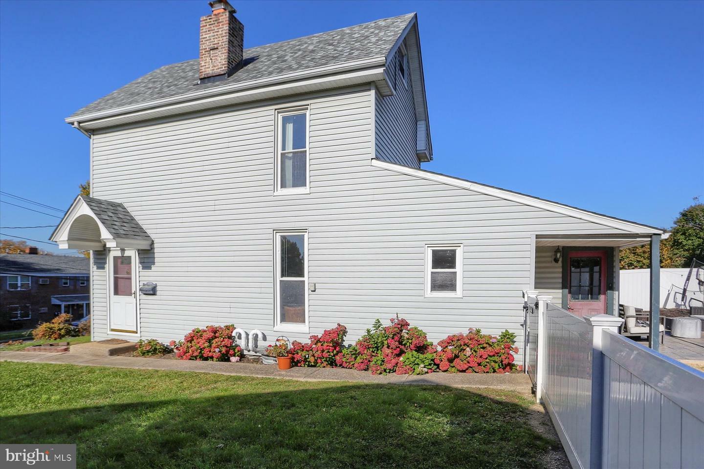 Property Photo:  45 S 19th Street  PA 17011 