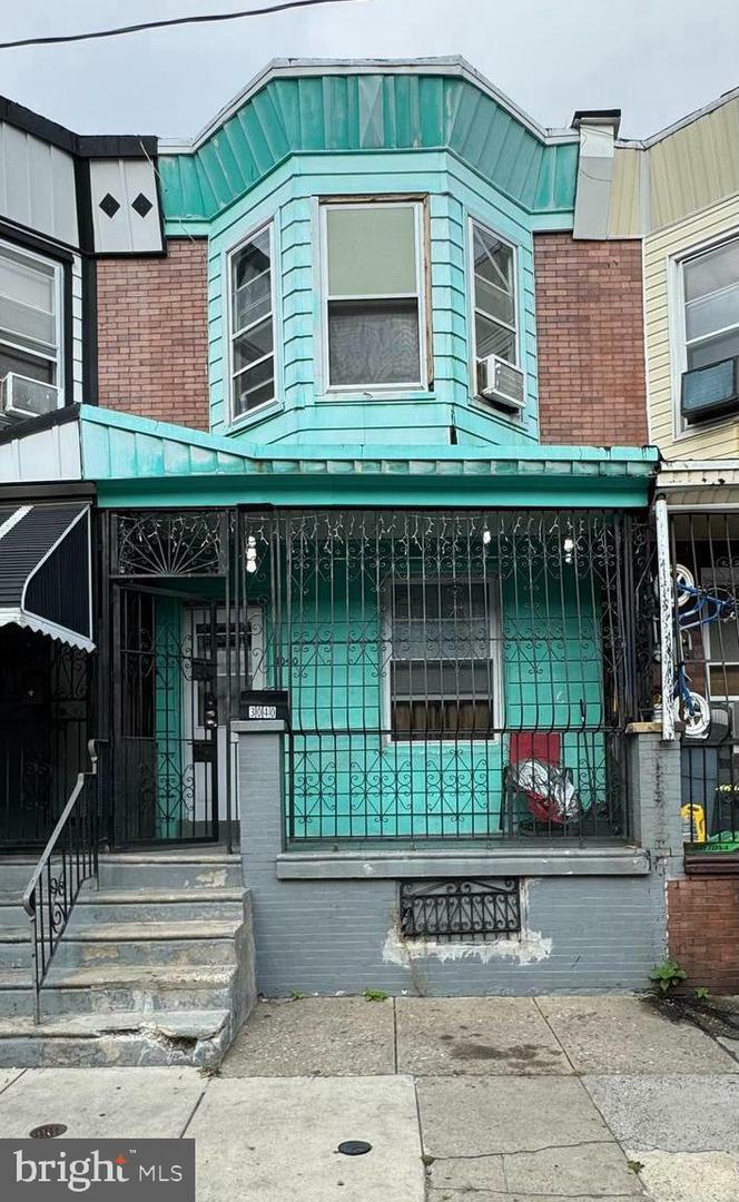 Property Photo:  3040 N Water Street  PA 19134 