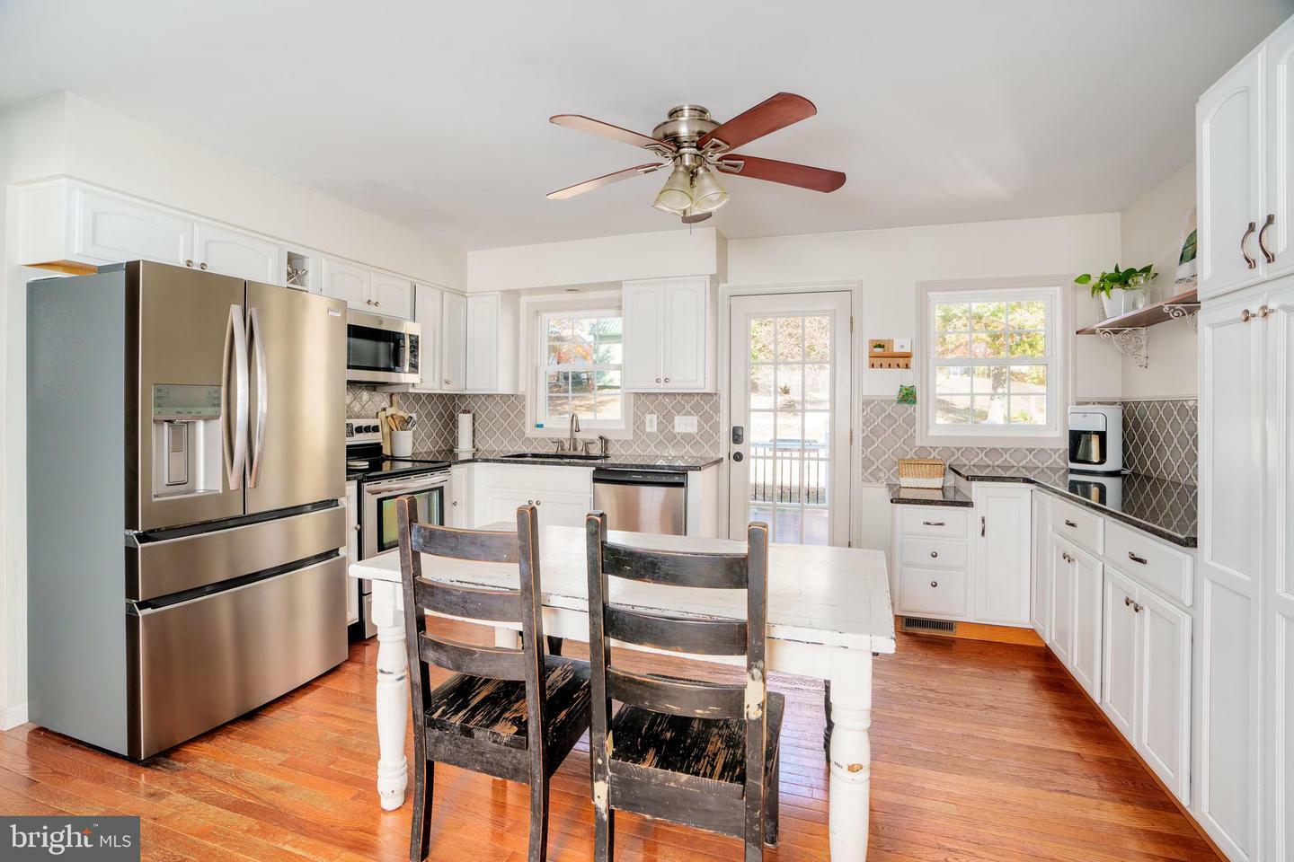 Property Photo:  1365 Oldfield Point Road  MD 21921 