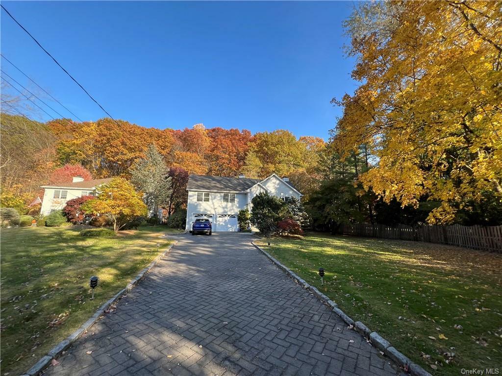 Property Photo:  17 Whittier Drive  NY 10594 