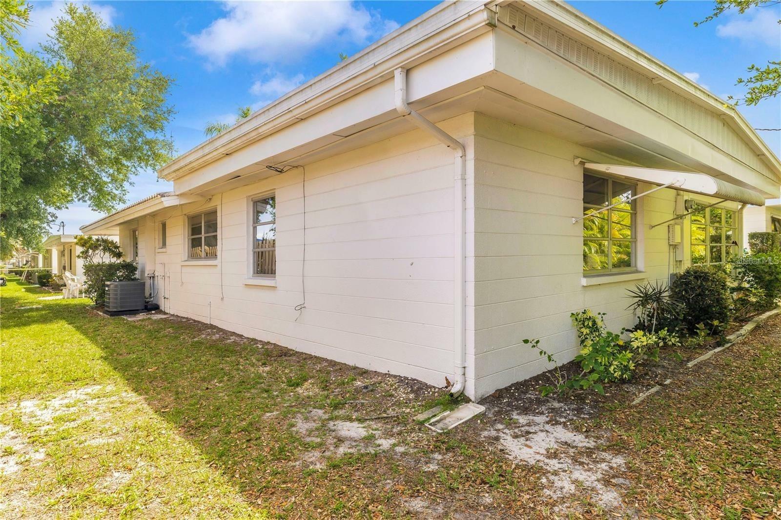 Property Photo:  1730 Caribbean Circle 8  FL 34293 