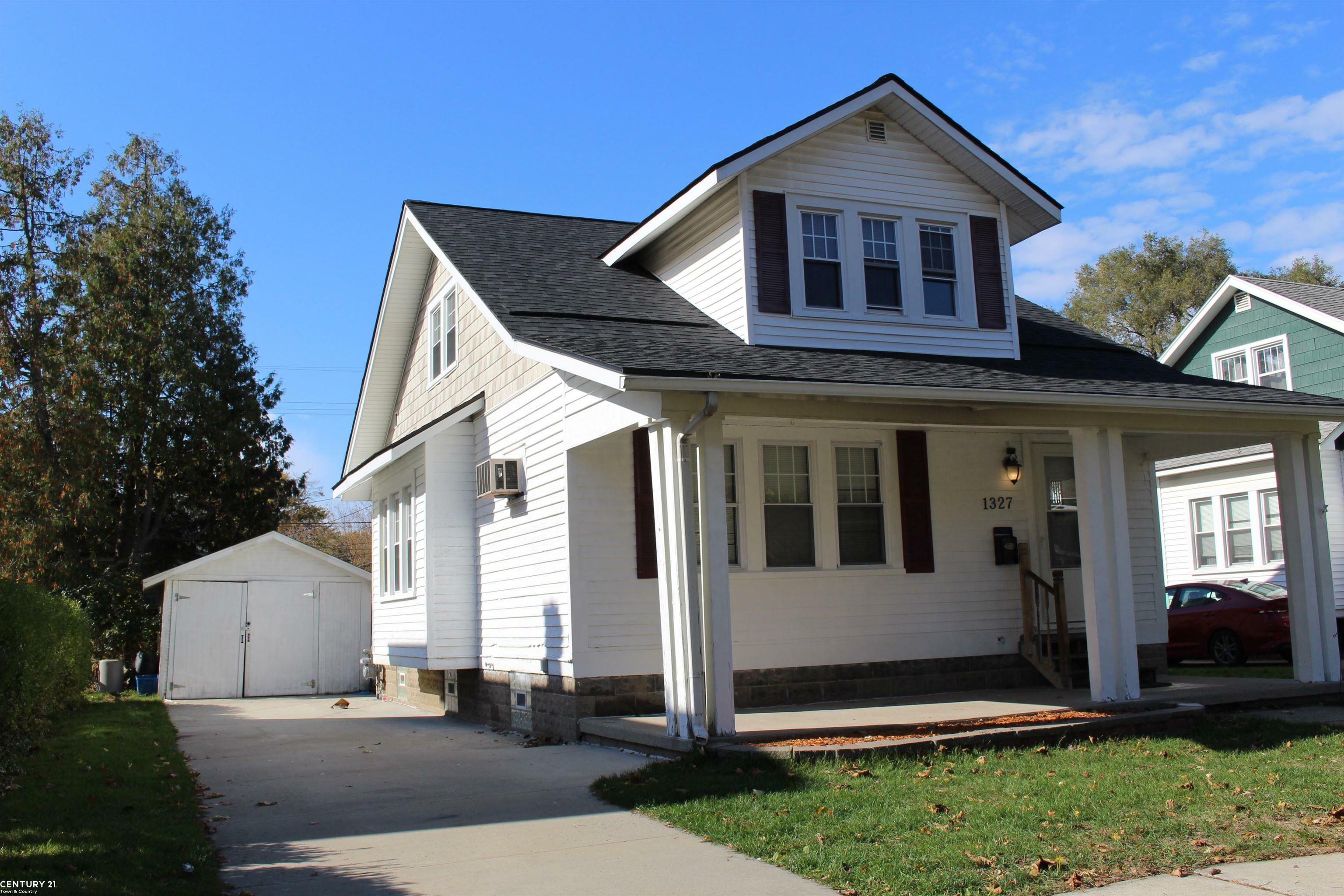 Property Photo:  1327 17th Street  MI 48060 