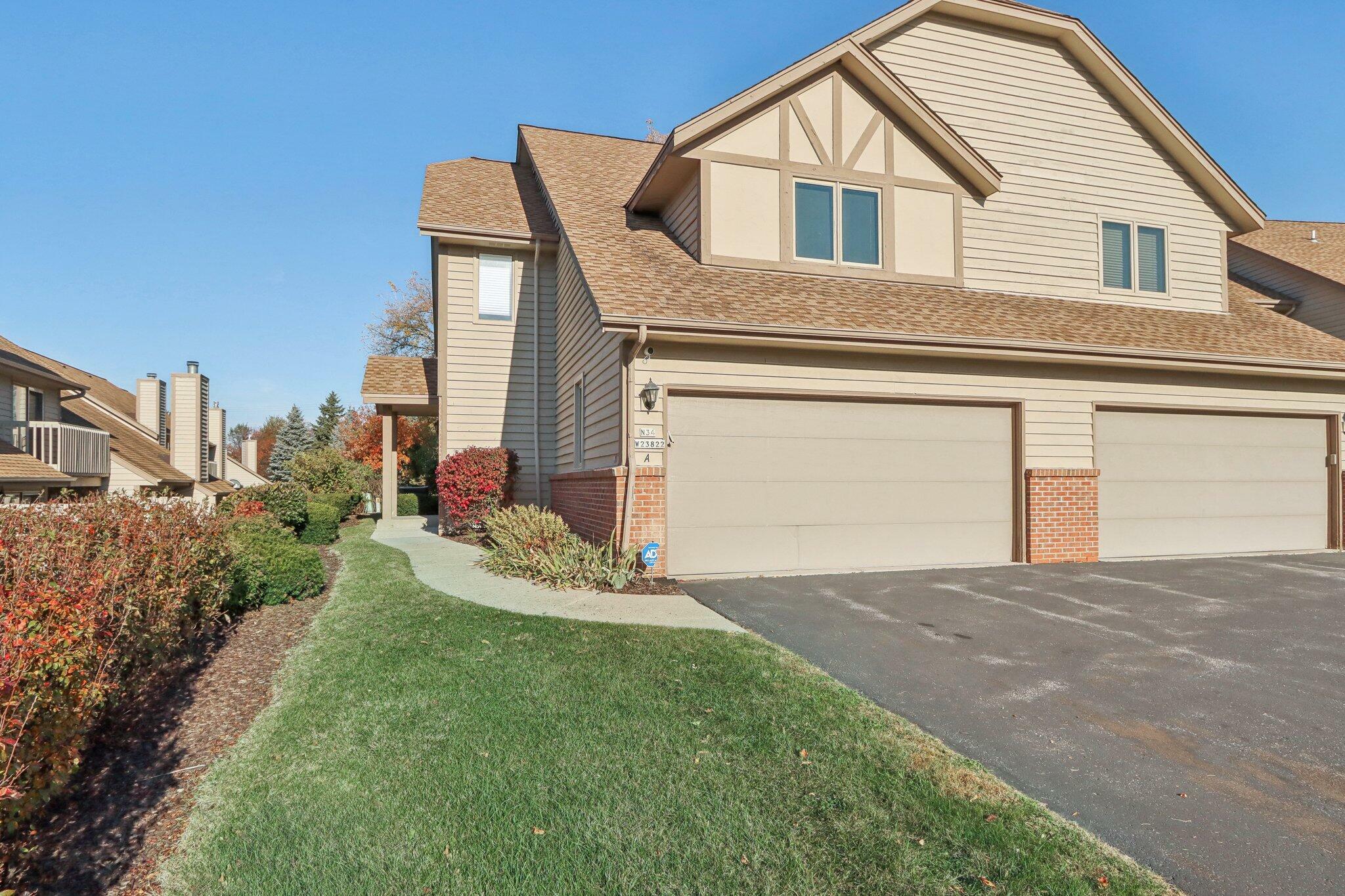 Property Photo:  N34w23822 Adam Ct  WI 53072 