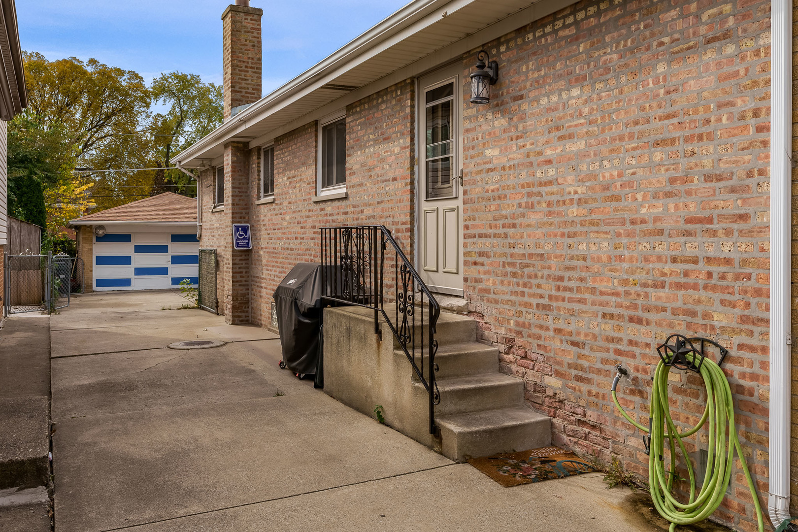 Property Photo:  5821 Reba Street  IL 60053 