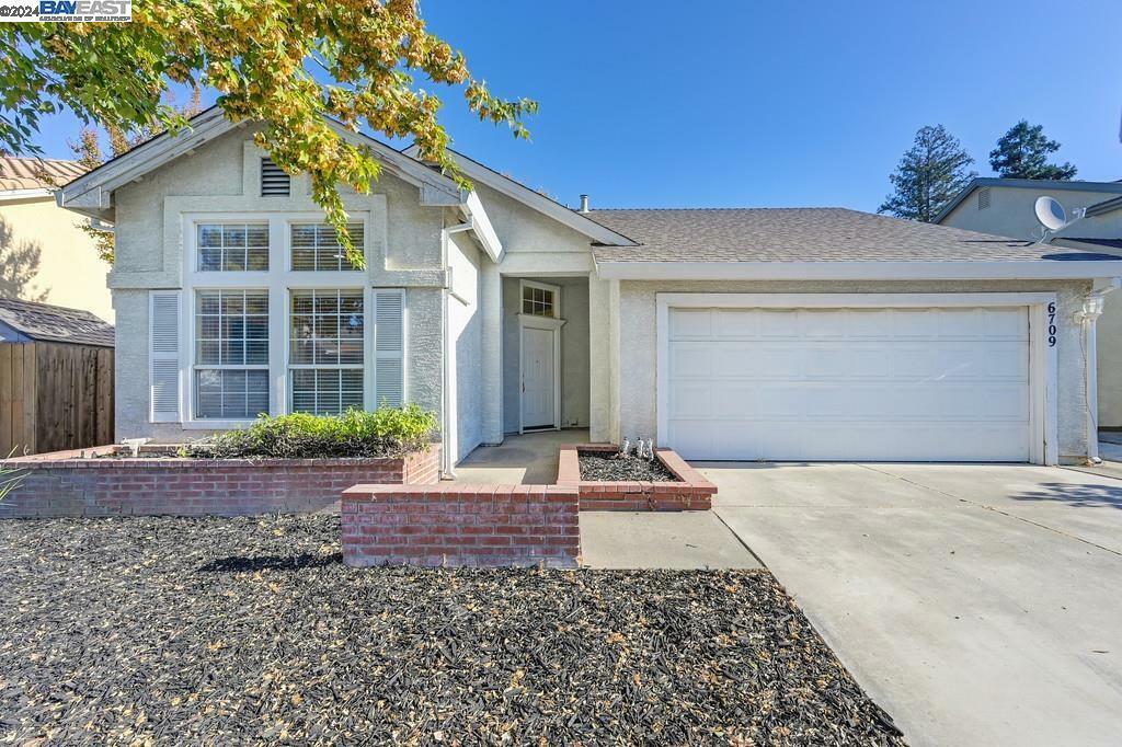 Property Photo:  6709 Storia Way  CA 95758 