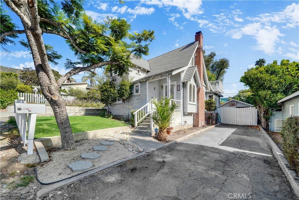 Property Photo:  251 Viejo Street  CA 92651 