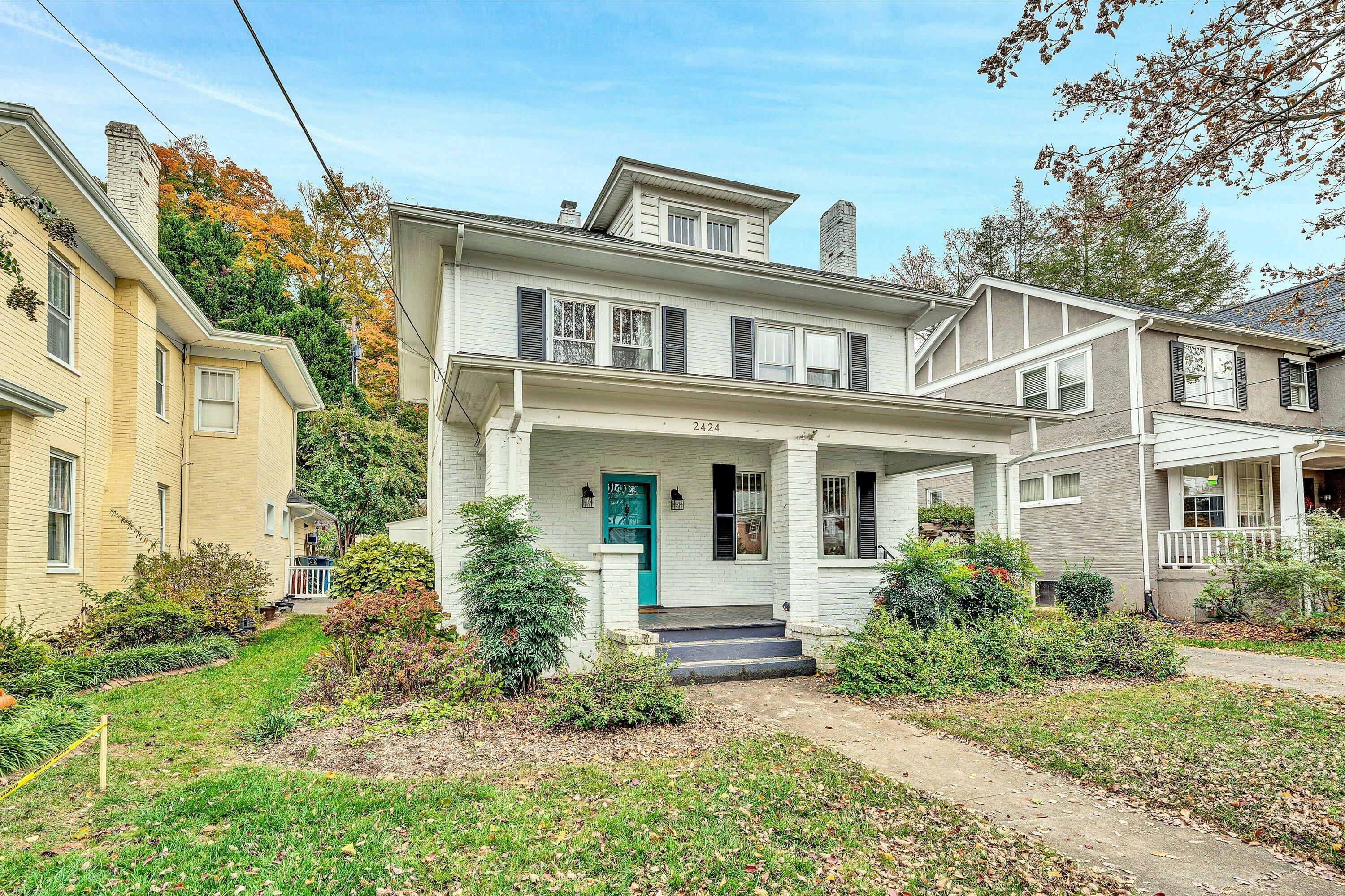 Property Photo:  2424 Stanley Ave SE  VA 24014 