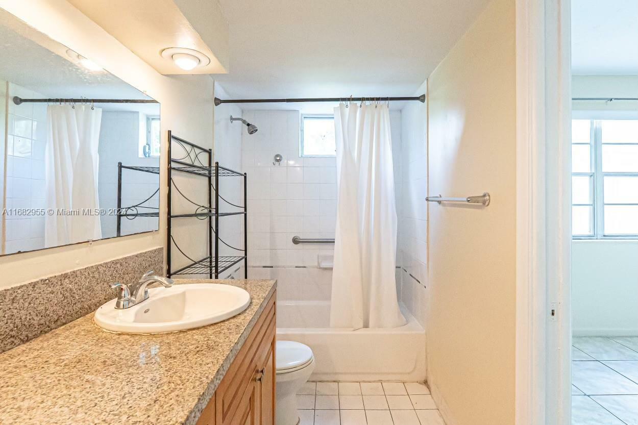 Property Photo:  6904 N Kendall Dr F203  FL 33156 