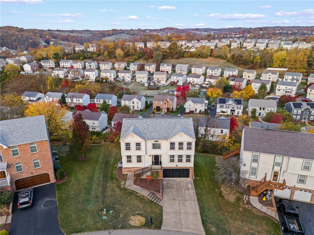 Property Photo: 1315 Lucia Dr PA 15317