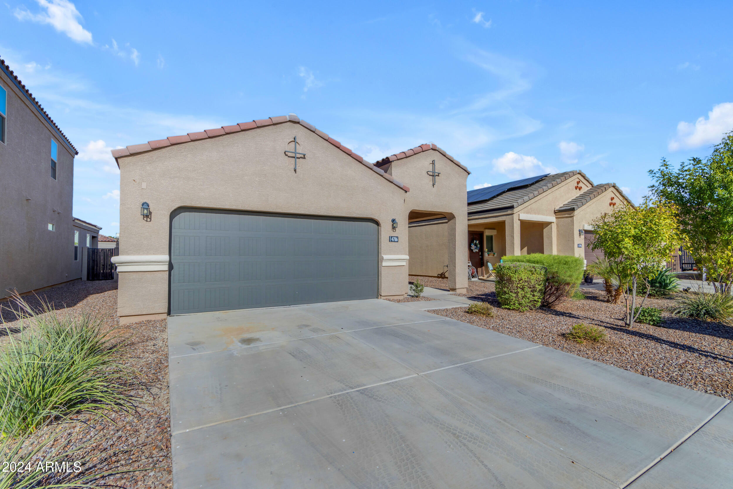 Property Photo:  4786 E Living Stone Way  AZ 85143 