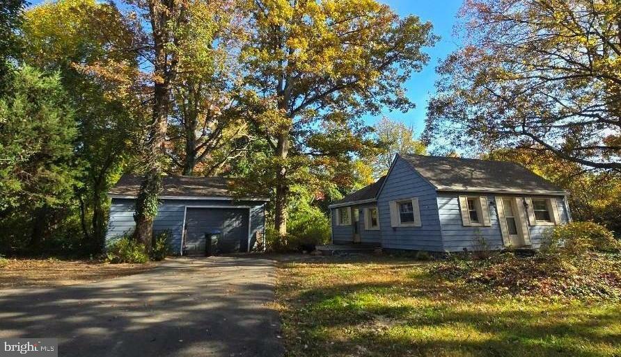 Property Photo: 4011 Guinea Road VA 22003