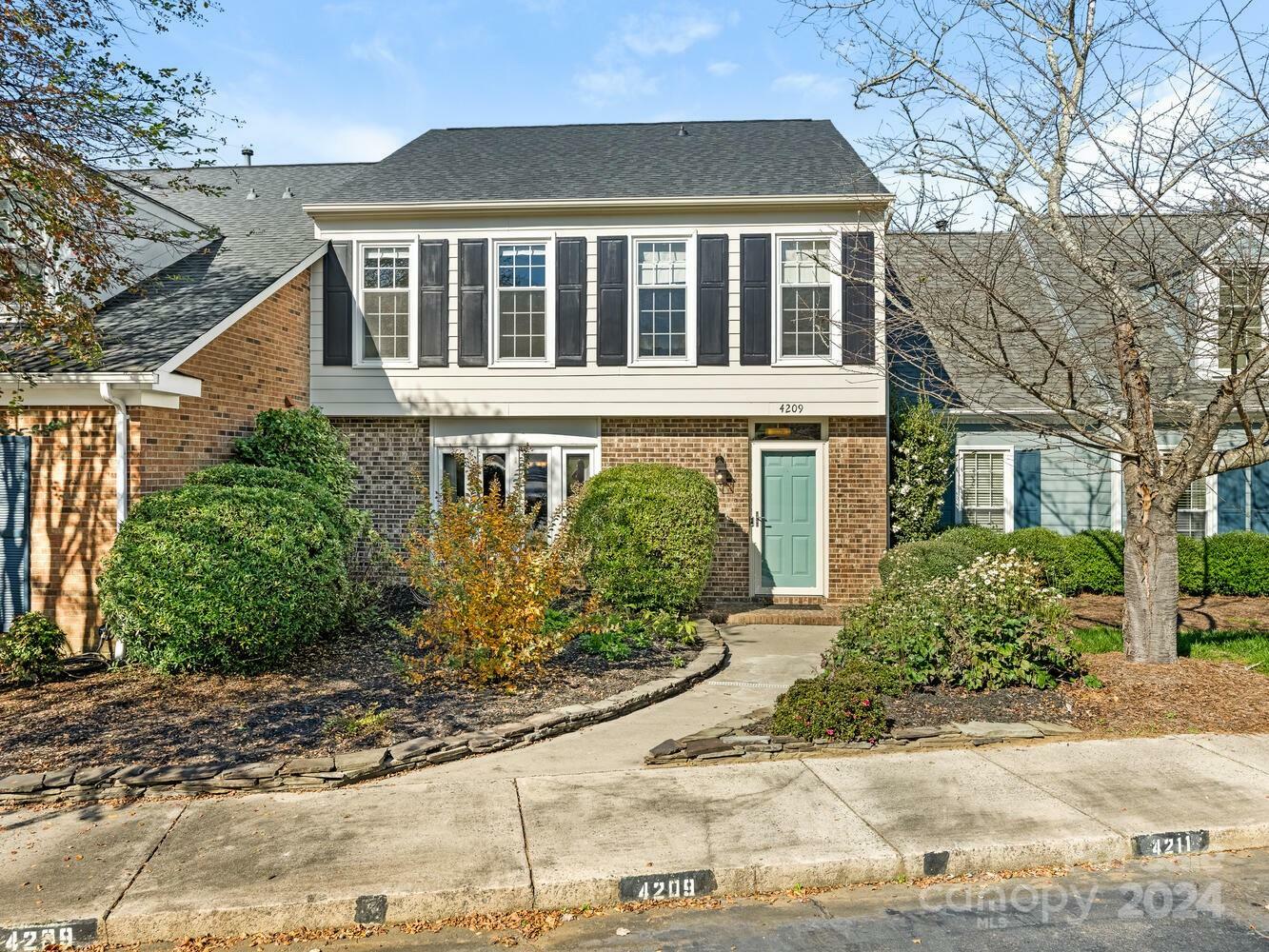 4209 Blacktree Lane  Charlotte NC 28226 photo