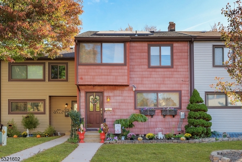 Property Photo: 622 E Brookside Ln NJ 08844