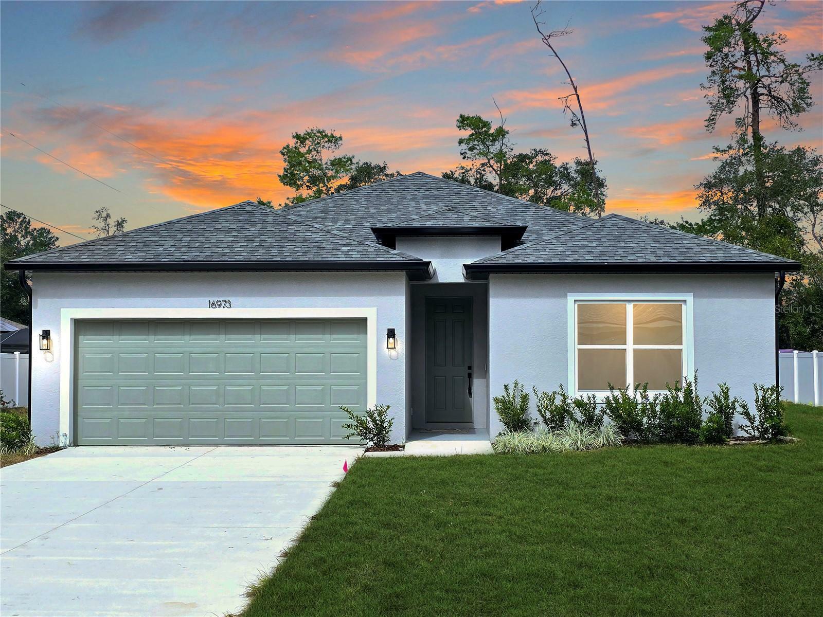 Property Photo: 16973 SW 39th Circle FL 34473
