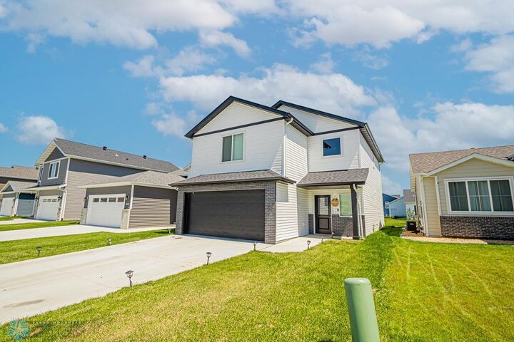 3628 Chinook Drive S  Fargo ND 58104 photo