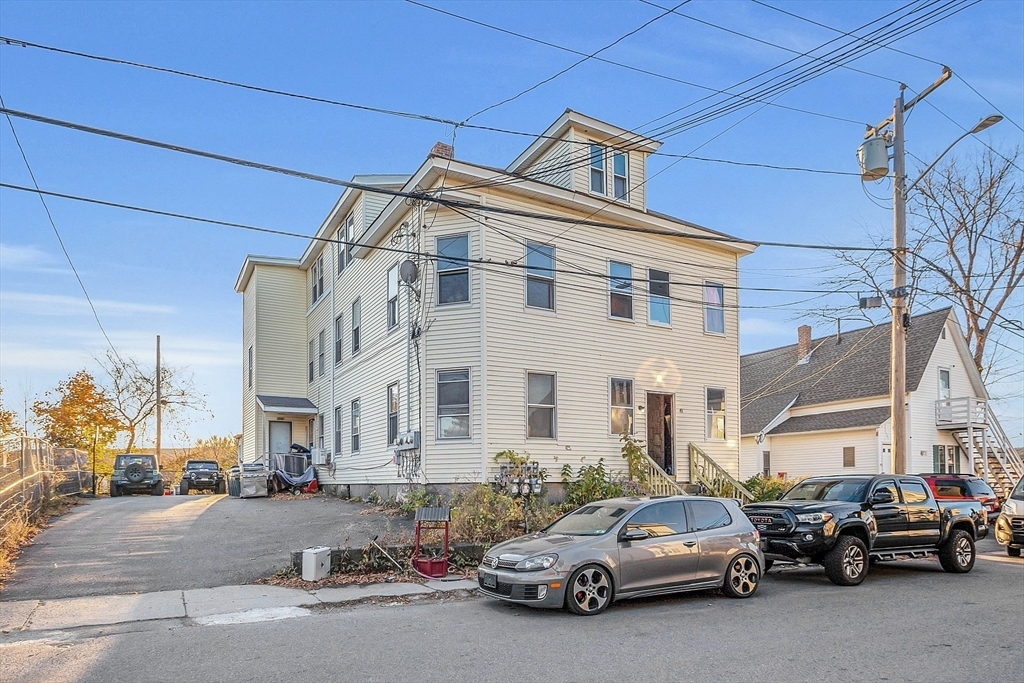 Property Photo:  49-51 Mount Pleasant Ave  MA 01453 