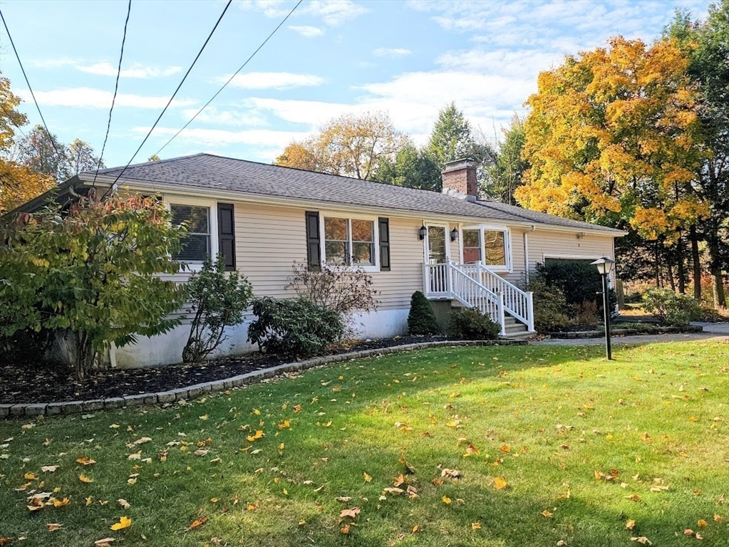 Property Photo:  3 Briarwood Rd  MA 01701 