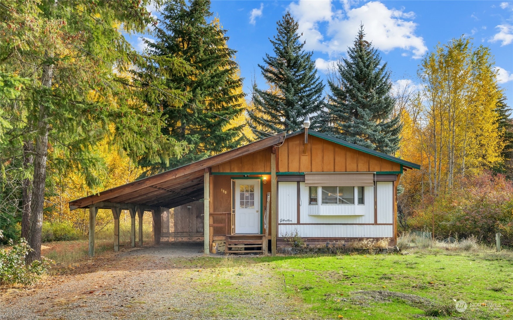 Property Photo:  180 Prairie Lane  WA 98922 