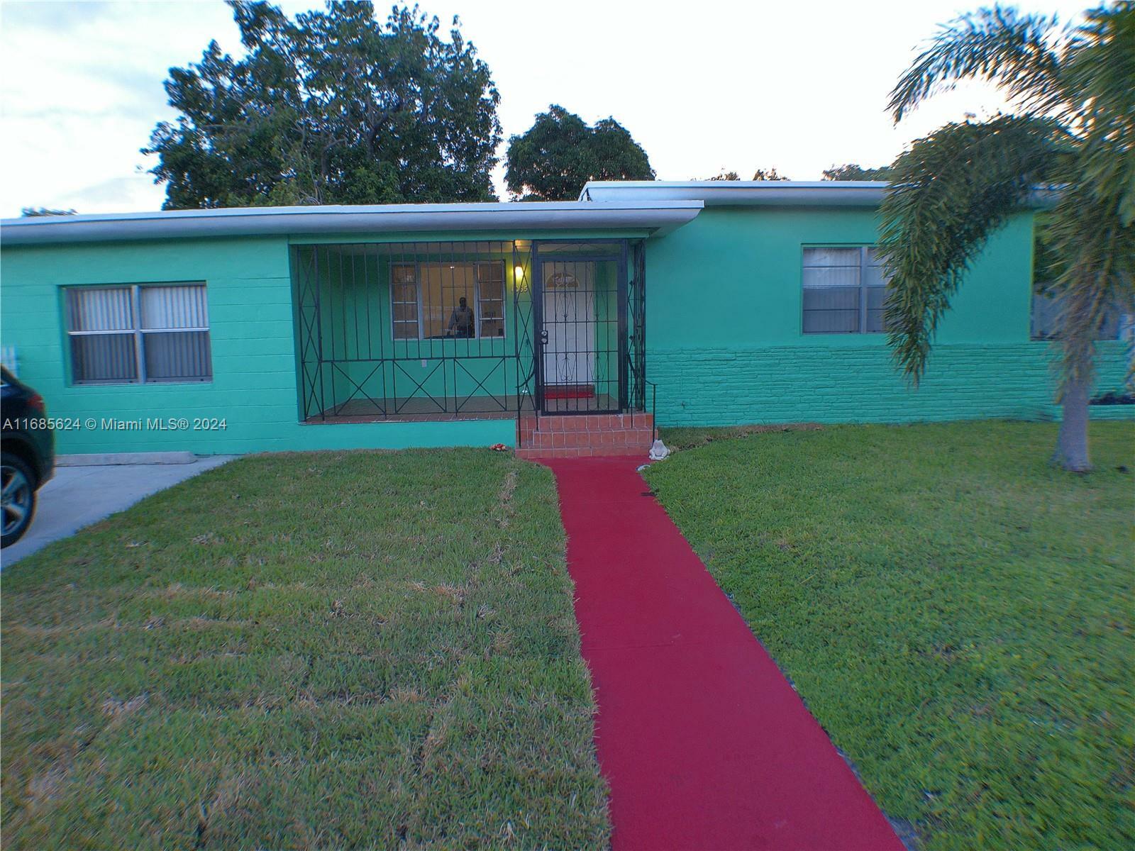 Property Photo:  1065 NW 114th St  FL 33168 