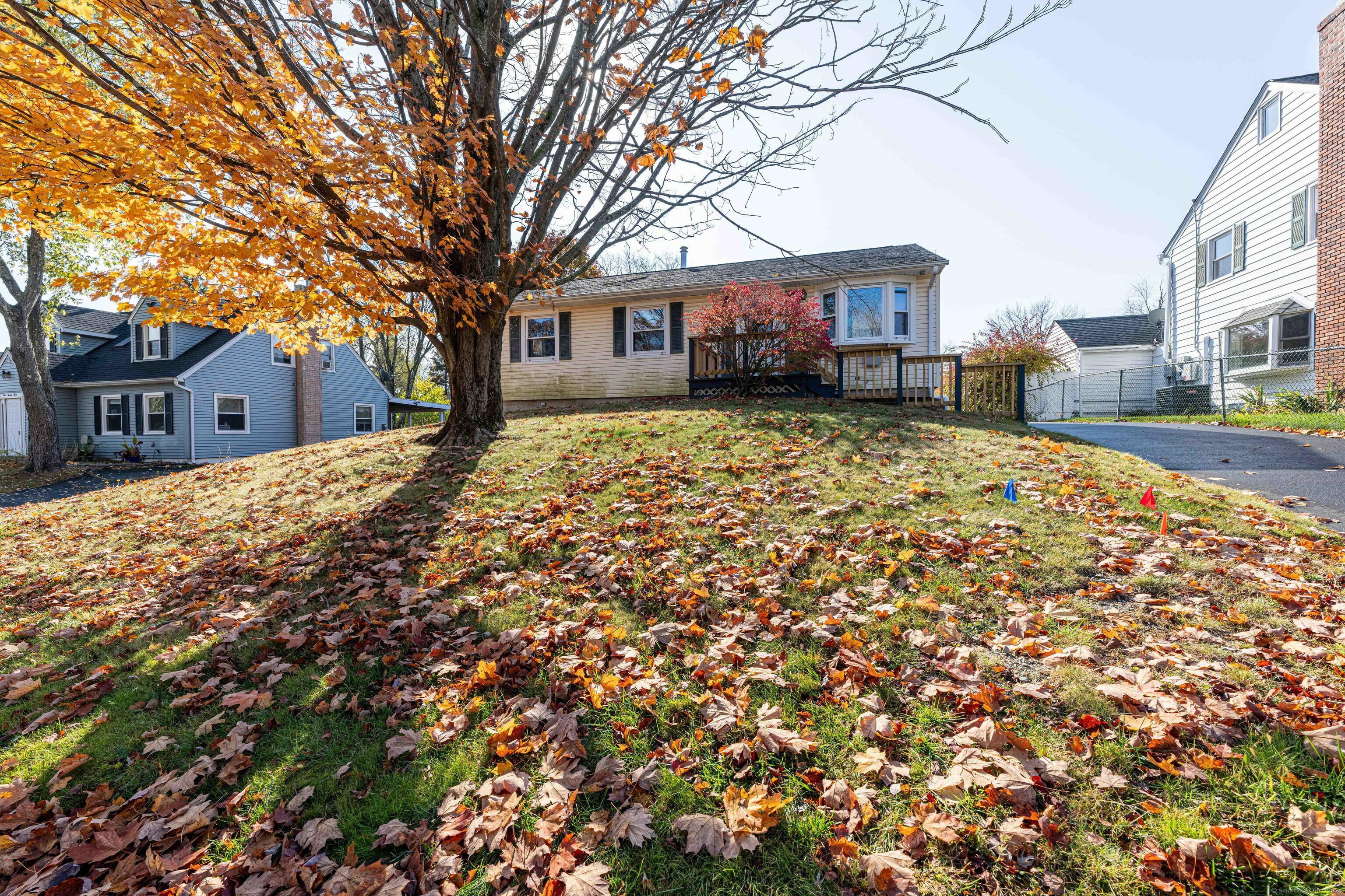 Property Photo:  115 Sunburst Road  CT 06770 