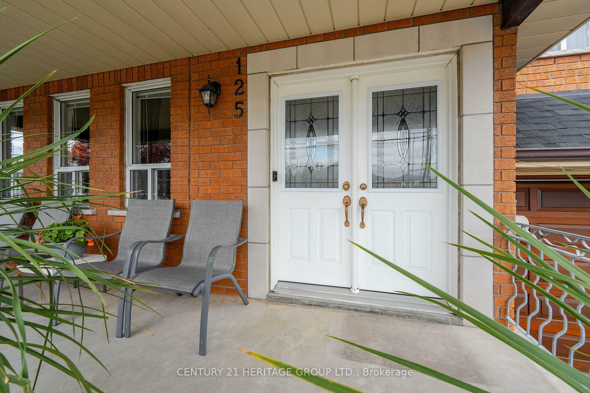 Property Photo: 125 Anthony Road ON M3K 1B7