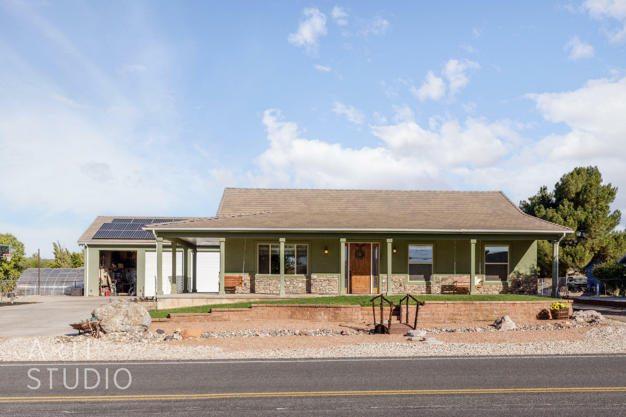 Property Photo:  1488 W Diamond Valley Dr  UT 84770 