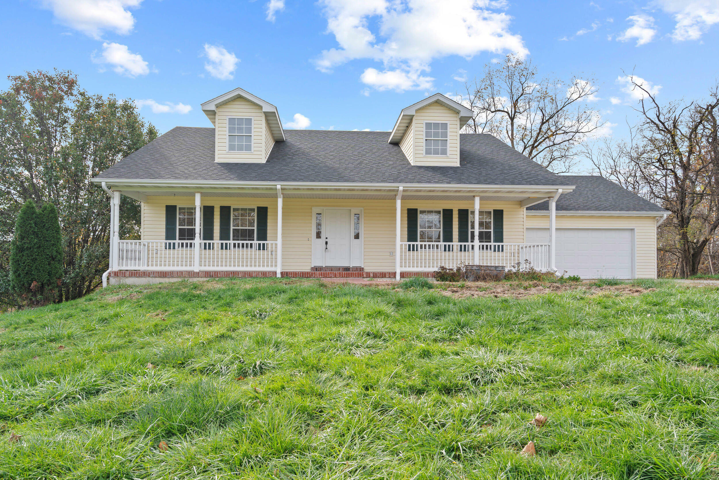 Property Photo: 8156 Gray Rd MO 65256