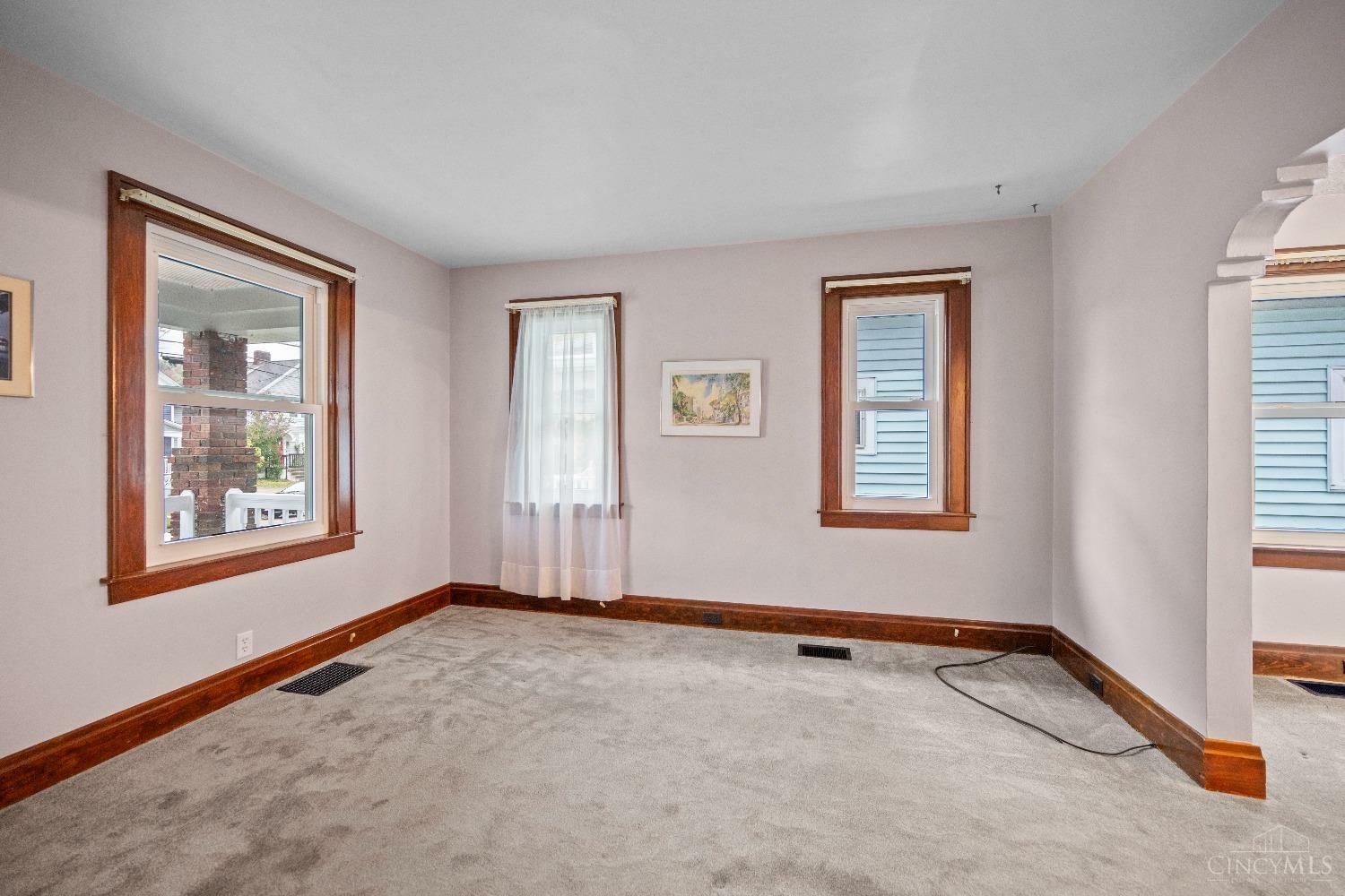 Property Photo:  6817 Bramble Avenue  OH 45227 