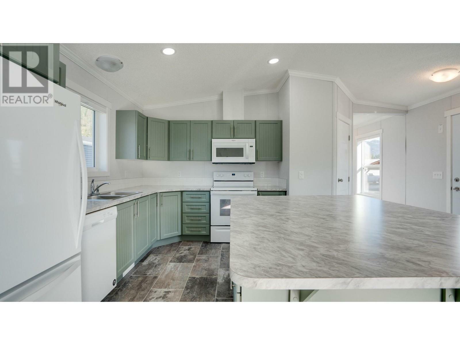 Property Photo: 1705 Hillier Road East 23 BC V0E 2V4