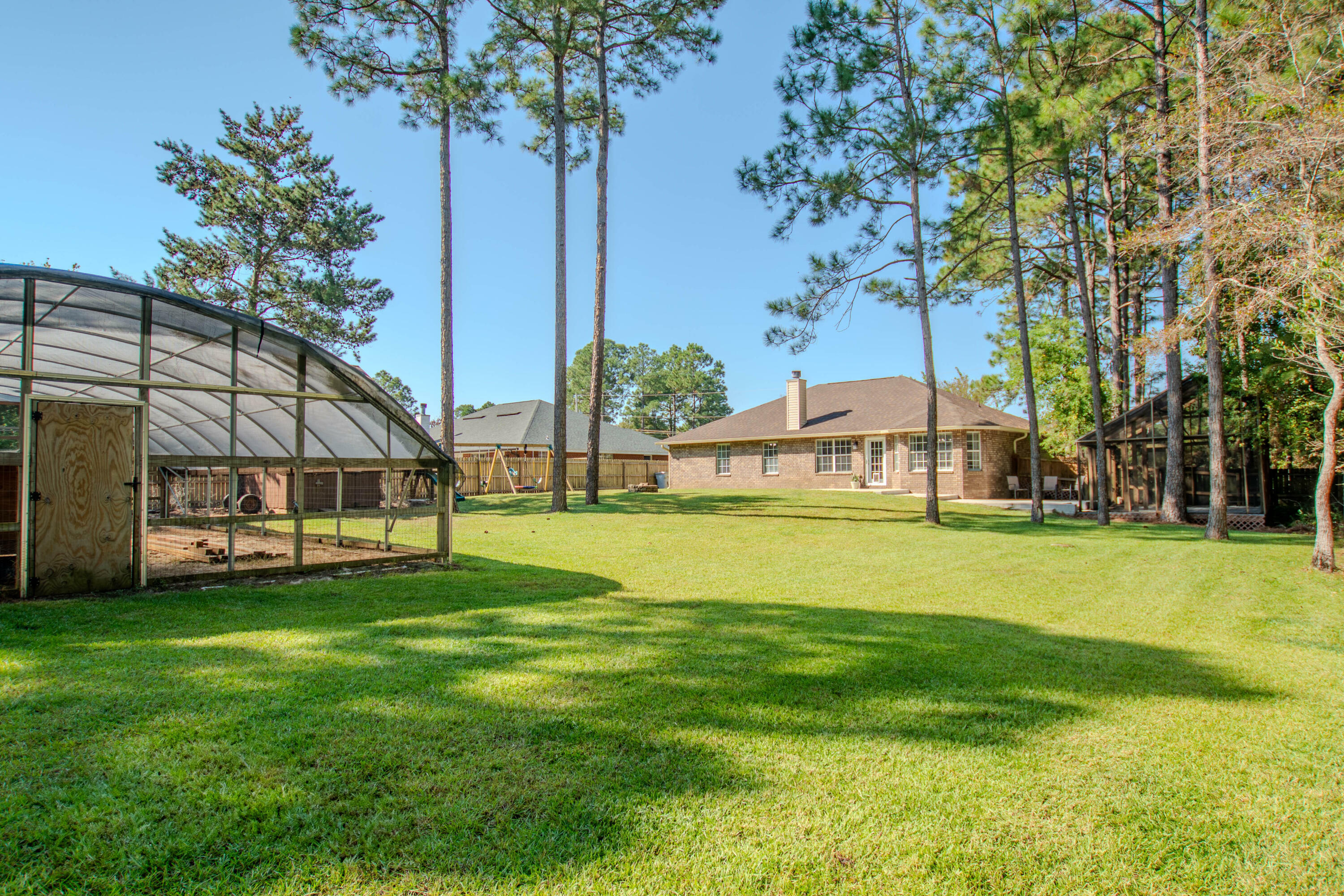 Property Photo:  2506 Pepper Drive  FL 32566 