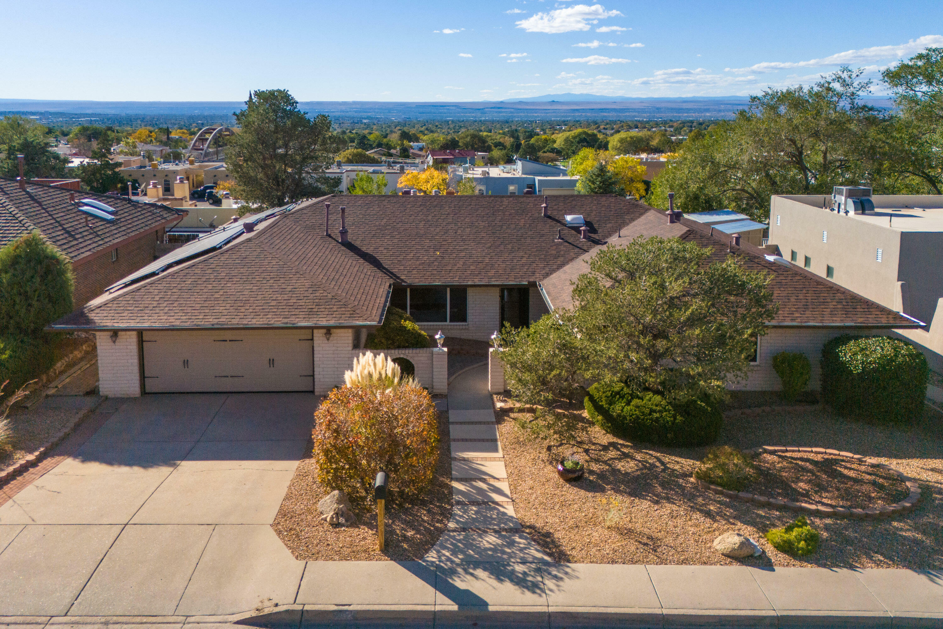 Property Photo:  2825 Palo Alto Drive NE  NM 87112 