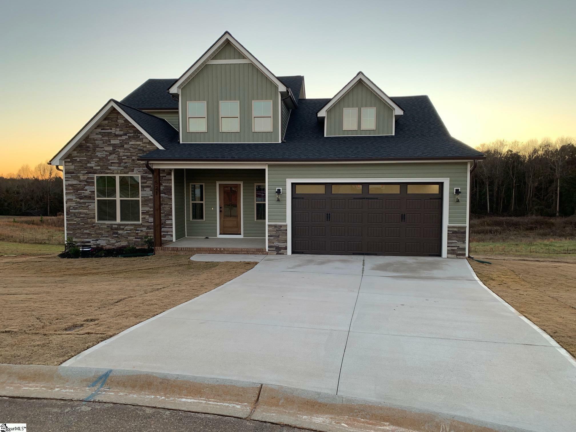 Property Photo:  521 Hillview Knoll Lane  SC 29651 