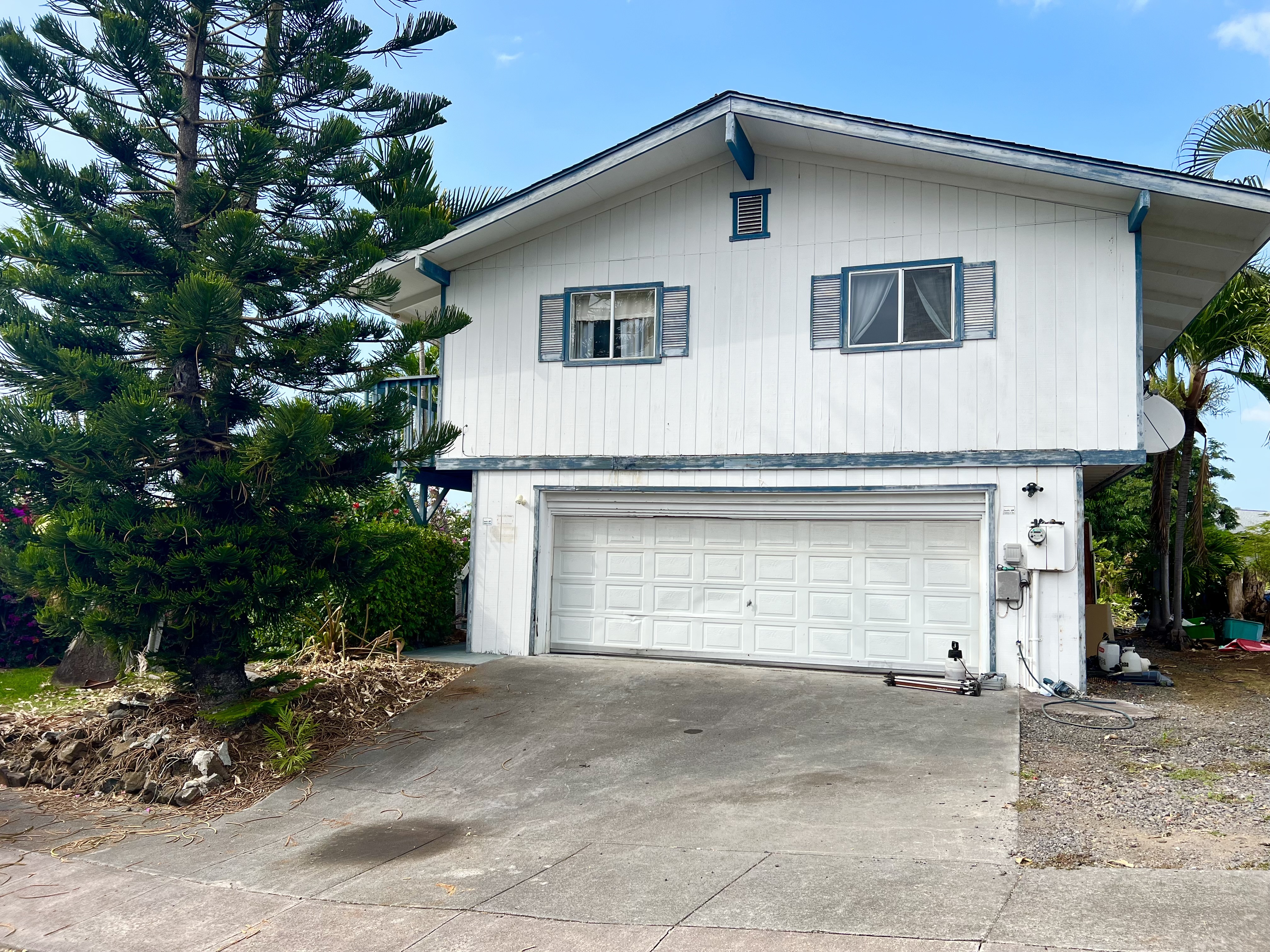 Property Photo:  76-197 Kealoha St  HI 96740 