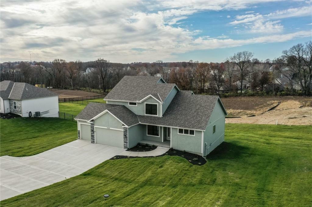 Property Photo: 7808 N Spruce Avenue MO 64119