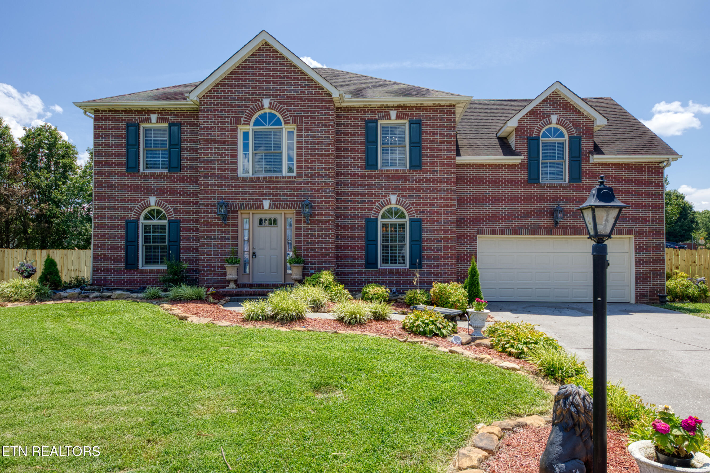 Property Photo: 7403 Tinover Court TN 37938