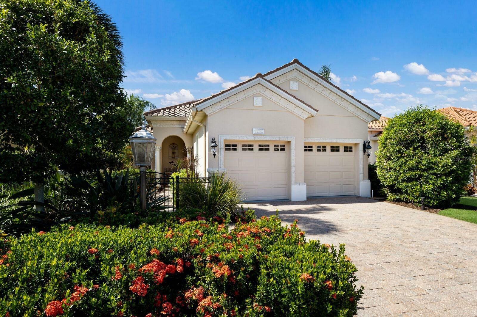 Property Photo:  7232 Presidio Glen  FL 34202 