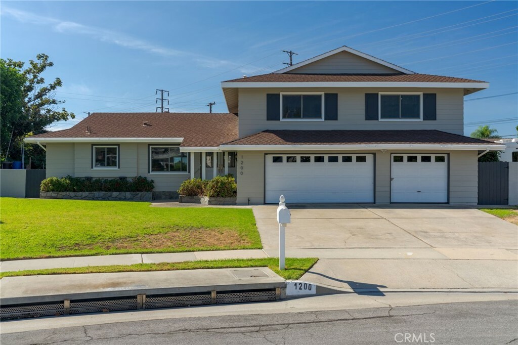 Property Photo:  1200 Brookdale Avenue  CA 90631 