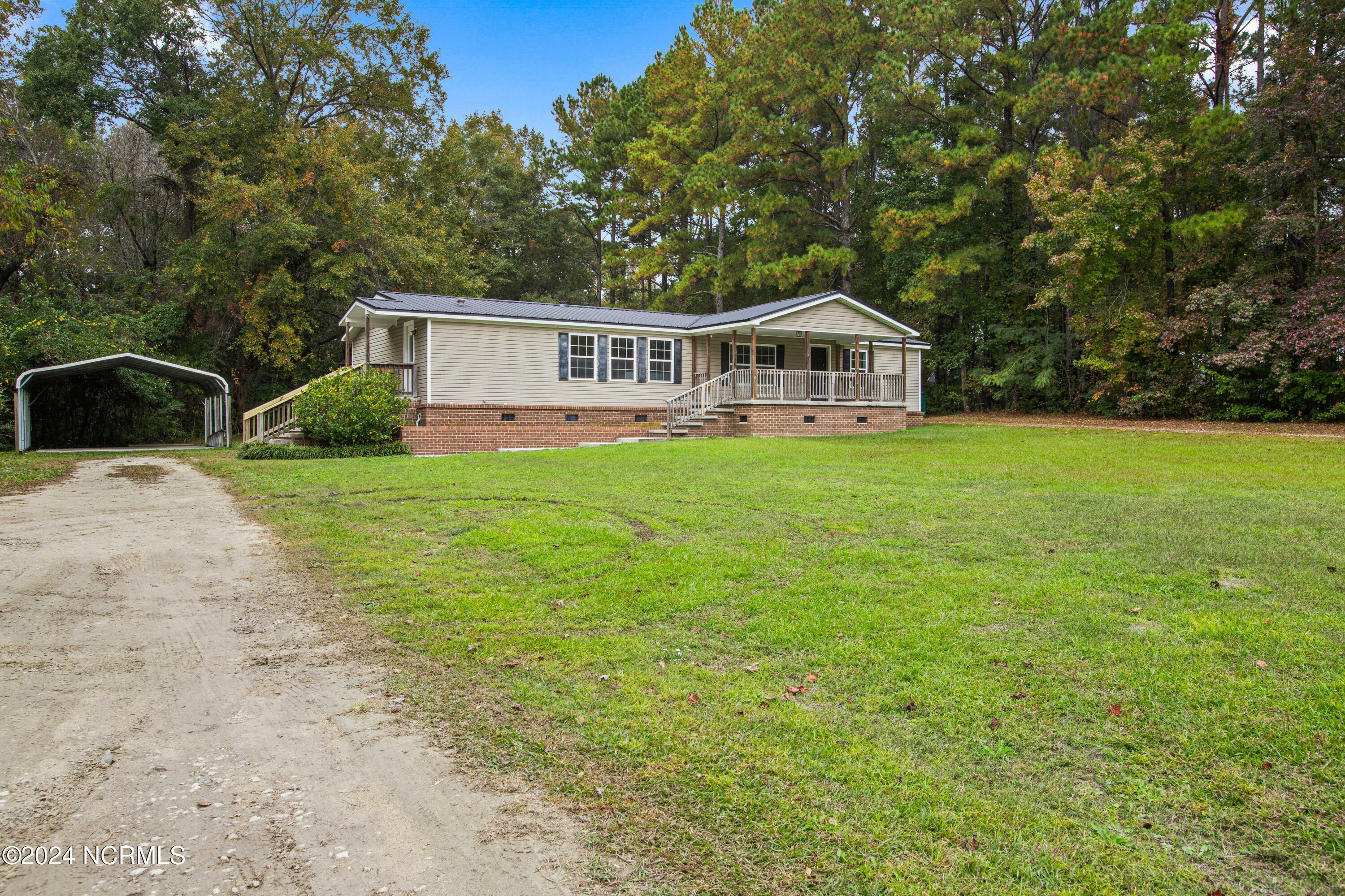 Property Photo:  130 Newbold Road  NC 28540 