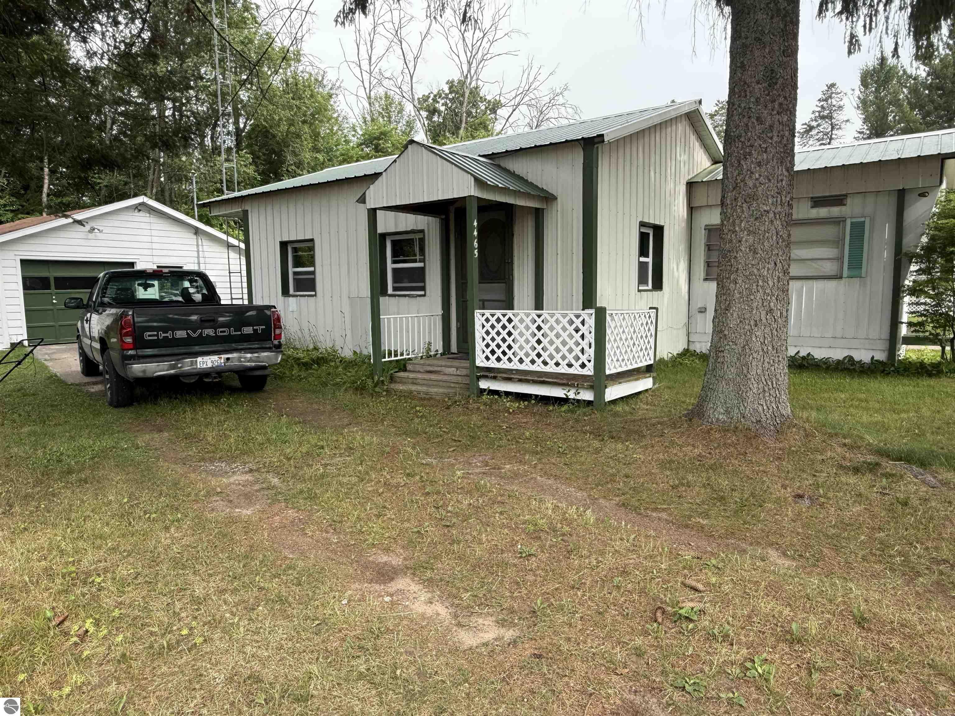 Property Photo:  4465 Filter Road  MI 48625 