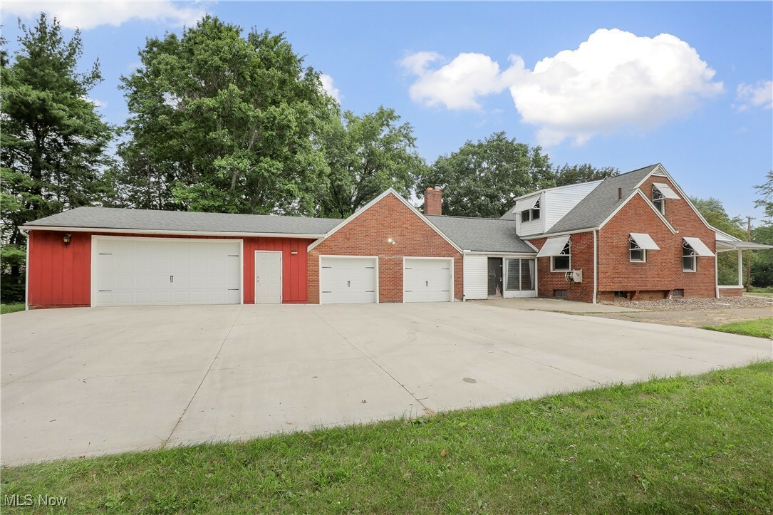 Property Photo:  7591 Market Avenue N  OH 44721 