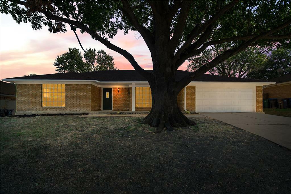 Property Photo:  6501 S Hulen Street  TX 76133 