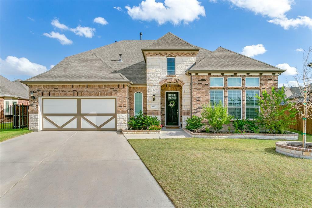 Property Photo: 495 Long Meadow Drive TX 76052