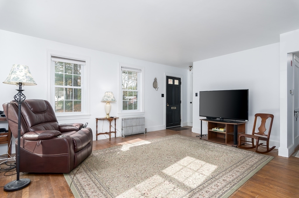 Property Photo:  8 Driscoll Ave  MA 01754 