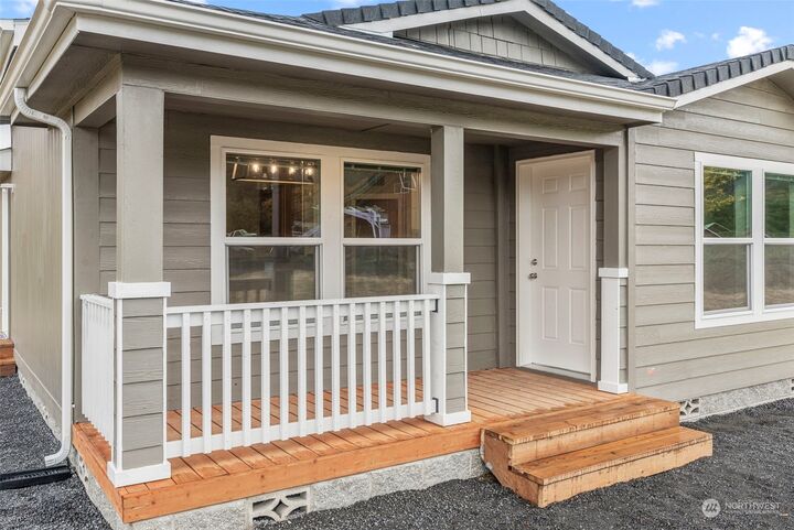 Property Photo: 121 Dryad Lane WA 98611