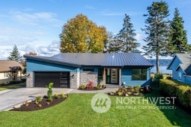 Property Photo:  2967 Janet Avenue  WA 98282 