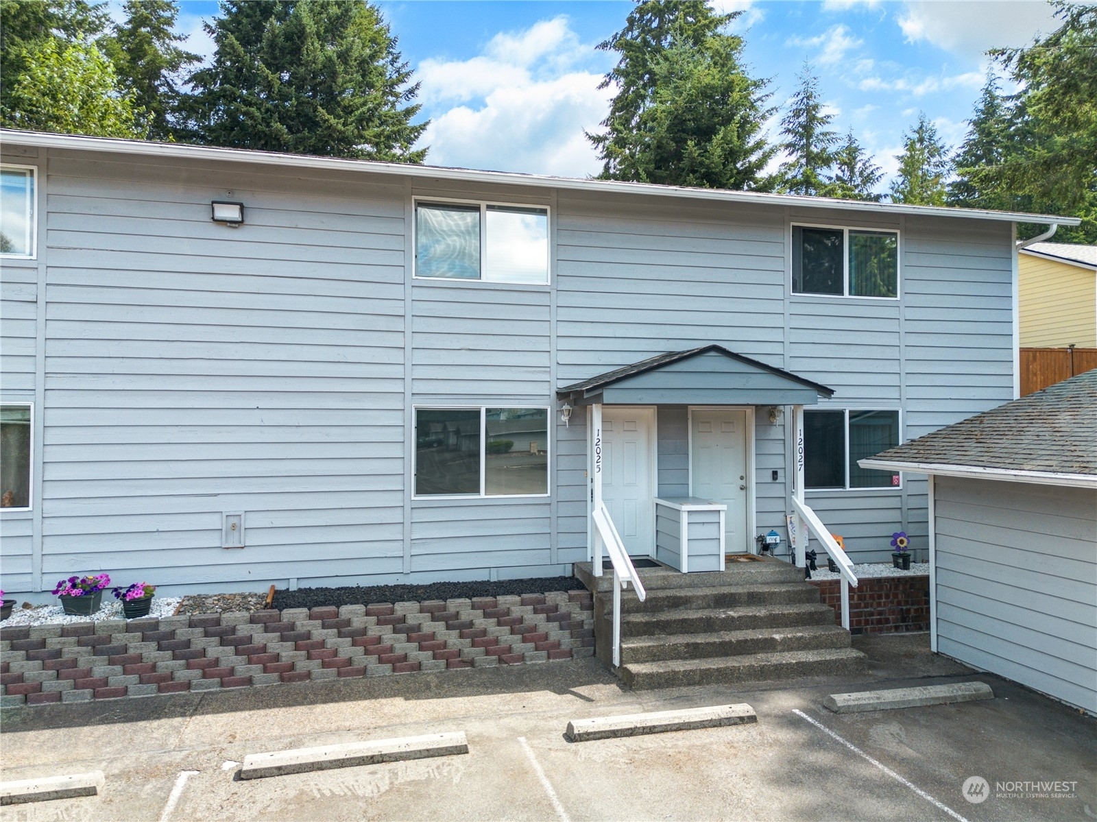 Property Photo:  12025 124th Avenue Ct E  WA 98374 