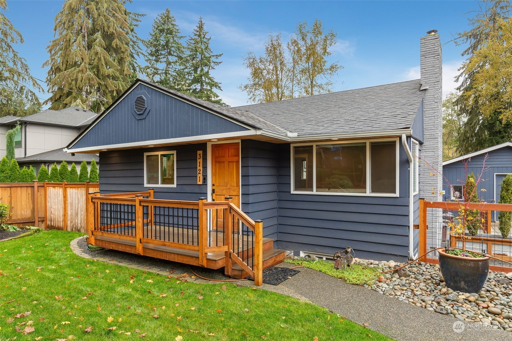 Property Photo:  3121 Alaska Road  WA 98056 